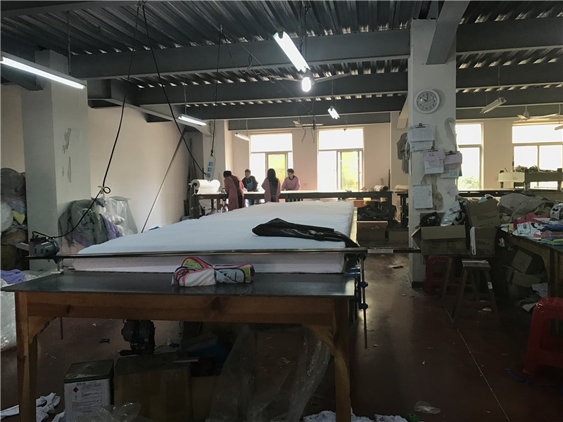 cuting room-4.JPG